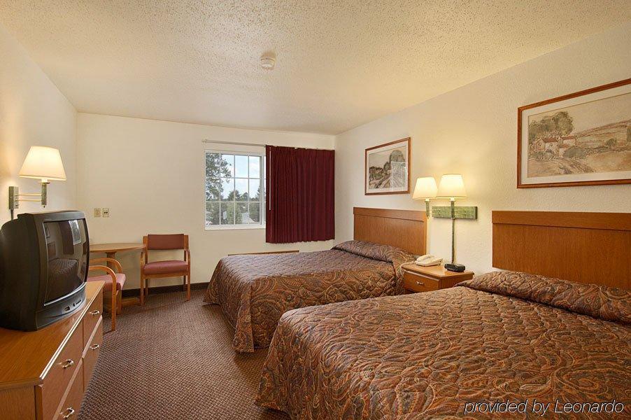 Wamego Inn And Suites Habitación foto